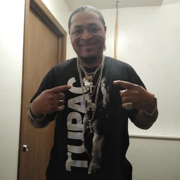 Meet your Posher, Alexander - Picture 1 of 1